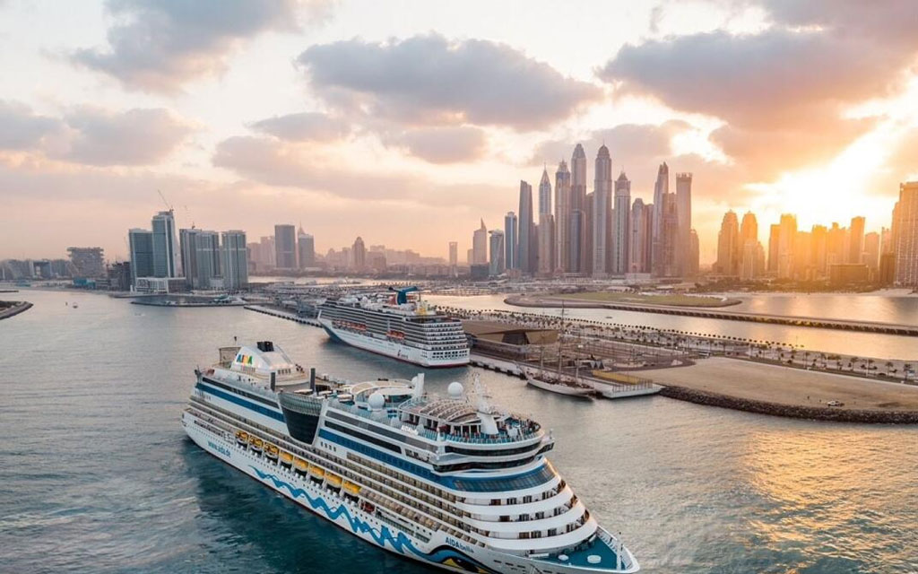 Dubai Cruises